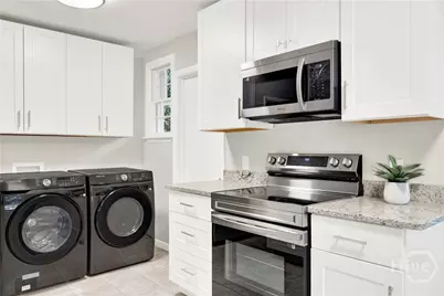 1309 E 55th Street, Savannah, GA 31404 - Photo 9
