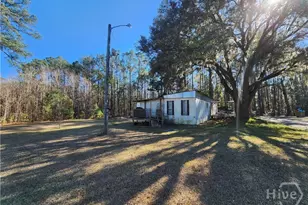 304 Magnolia Dr N, Eden, GA 31307 - Photo 3