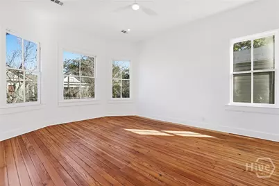 203 E 39th Street, Savannah, GA 31401 - Photo 23