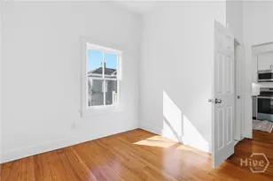 203 E 39th St, Savannah, GA 31401 - Photo 25