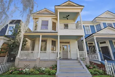 203 E 39th Street, Savannah, GA 31401 - Photo 1
