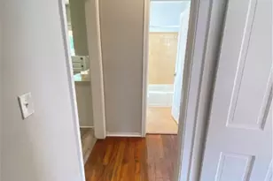 1812 E 39th St, Savannah, GA 31404 - Photo 3
