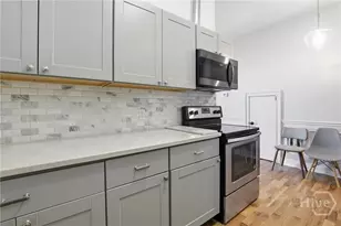 521 W 37th St, Savannah, GA 31415 - Photo 9