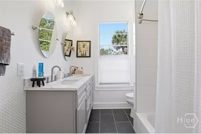 521 W 37th Street, Savannah, GA 31415 - Photo 43