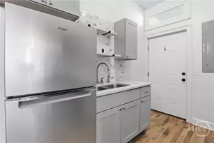 521 W 37th St, Savannah, GA 31415 - Photo 7