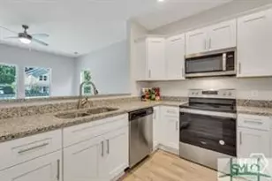 1723 Dunn St, Savannah, GA 31415 - Photo 11