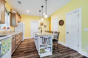 215 Lorenzo Hurst Rd, Springfield, GA 31329 - Photo 11
