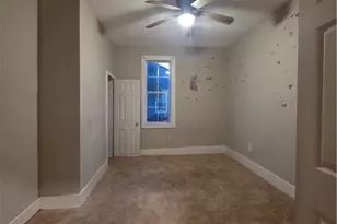 1207 E Bolton St, Savannah, GA 31404 - Photo 5