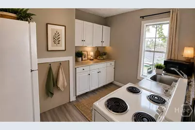 1207 E Bolton Street, Savannah, GA 31404 - Photo 13
