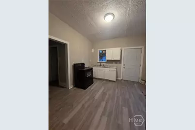 1207 E Bolton Street, Savannah, GA 31404 - Photo 9