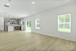 302 Kingswood Cir, Savannah, GA 31302 - Photo 5