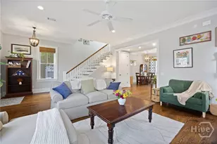 203 E 56th St, Savannah, GA 31405 - Photo 9