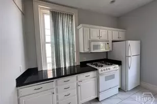 227 W Broughton St, Savannah, GA 31401 - Photo 5