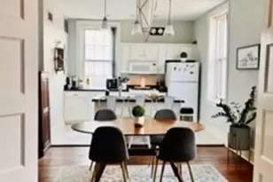 227 W Broughton St, Savannah, GA 31401 - Photo 17