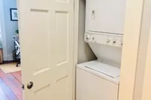 227 W Broughton St, Savannah, GA 31401 - Photo 29