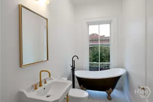 315 W Bolton St, Savannah, GA 31401 - Photo 15