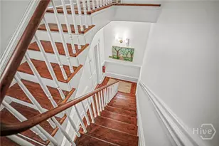 108 W Jones St, Savannah, GA 31401 - Photo 17