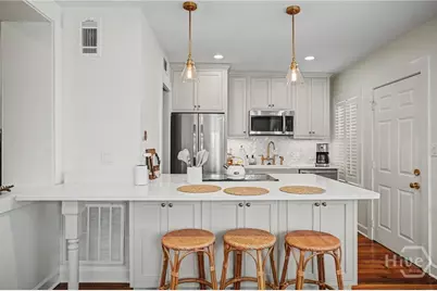 108 W Jones Street, Savannah, GA 31401 - Photo 11