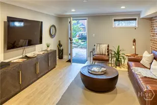 108 W Jones St, Savannah, GA 31401 - Photo 41