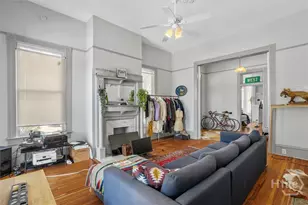 21 W 36th St, Savannah, GA 31401 - Photo 9
