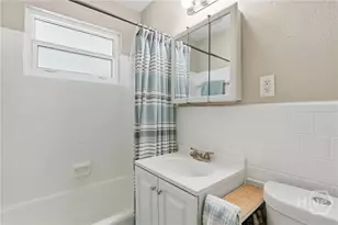 19 Smith Ave, Savannah, GA 31408 - Photo 17