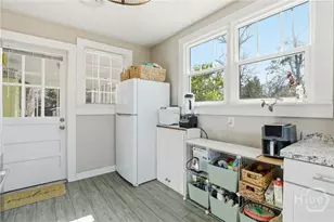 19 Smith Ave, Savannah, GA 31408 - Photo 13