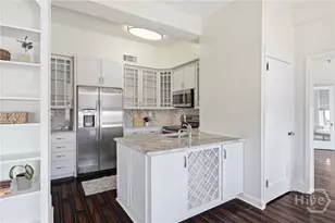 106 W Gwinnett St, Savannah, GA 31401 - Photo 9