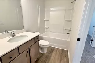 212 Juniper Dr, Hinesville, GA 31313 - Photo 11