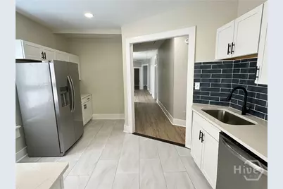 1112 E Anderson Street, Savannah, GA 31404 - Photo 3
