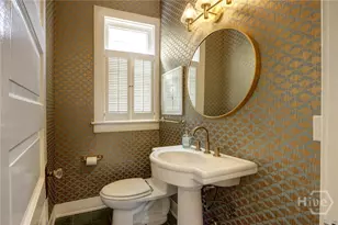 132 E 45th St, Savannah, GA 31405 - Photo 21