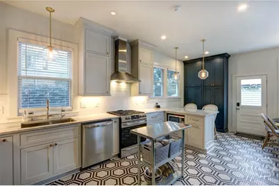 132 E 45th Street, Savannah, GA 31405 - Photo 23