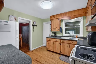 116 E 66th Street, Savannah, GA 31405 - Photo 7