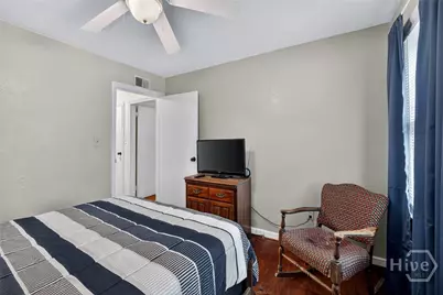 116 E 66th Street, Savannah, GA 31405 - Photo 11