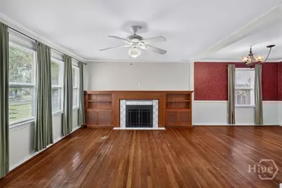 116 E 66th Street, Savannah, GA 31405 - Photo 5