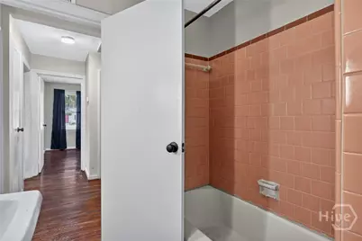 116 E 66th Street, Savannah, GA 31405 - Photo 19