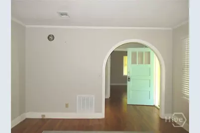 33 Russell Avenue, Garden City, GA 31408 - Photo 5