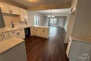 1210 W 42nd St, Savannah, GA 31415 - Photo 9
