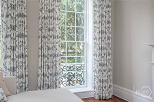 124 W Taylor St, Savannah, GA 31401 - Photo 9