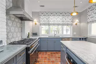 124 W Taylor St, Savannah, GA 31401 - Photo 23