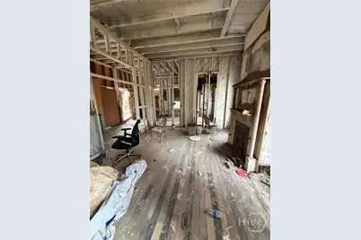 217 E 38th Street, Savannah, GA 31401 - Photo 7