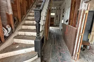 217 E 38th St, Savannah, GA 31401 - Photo 5