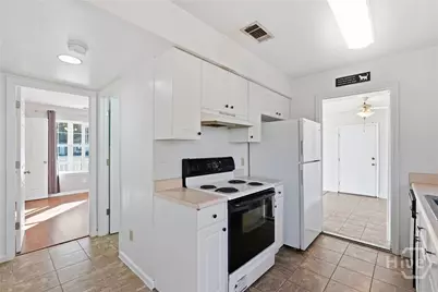 8 Larchmont Court, Savannah, GA 31419 - Photo 7