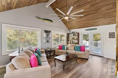 240 Georgia Street, St Simons Island, GA 31522 - Photo 5