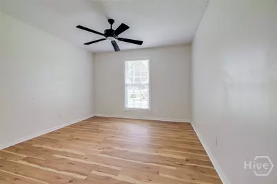 322 Suncrest Boulevard, Savannah, GA 31410 - Photo 15