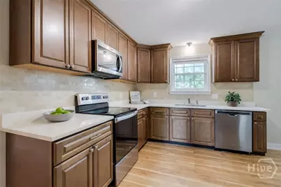 322 Suncrest Boulevard, Savannah, GA 31410 - Photo 7