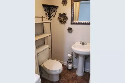 2221 Lorraine Court, Savannah, GA 31404 - Photo 9