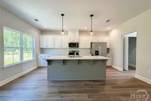 124 Providence Loop, Hinesville, GA 31313 - Photo 9