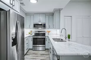 40 Dame Kathryn Dr, Savannah, GA 31411 - Photo 5