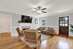 404 E 57th St, Savannah, GA 31405 - Photo 3