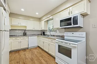 2222 Bacon Park Drive, Savannah, GA 31406 - Photo 11
